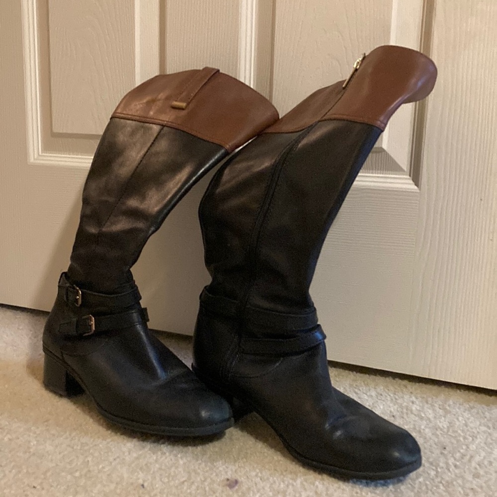 Bandalino size 8.5 Black and Tan tall boot